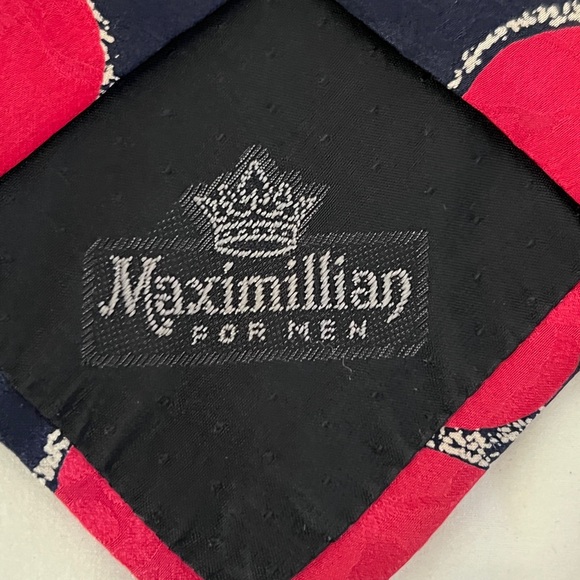 Maximilian 100% Silk Men's Red and Black Tie - Picture 7 of 8